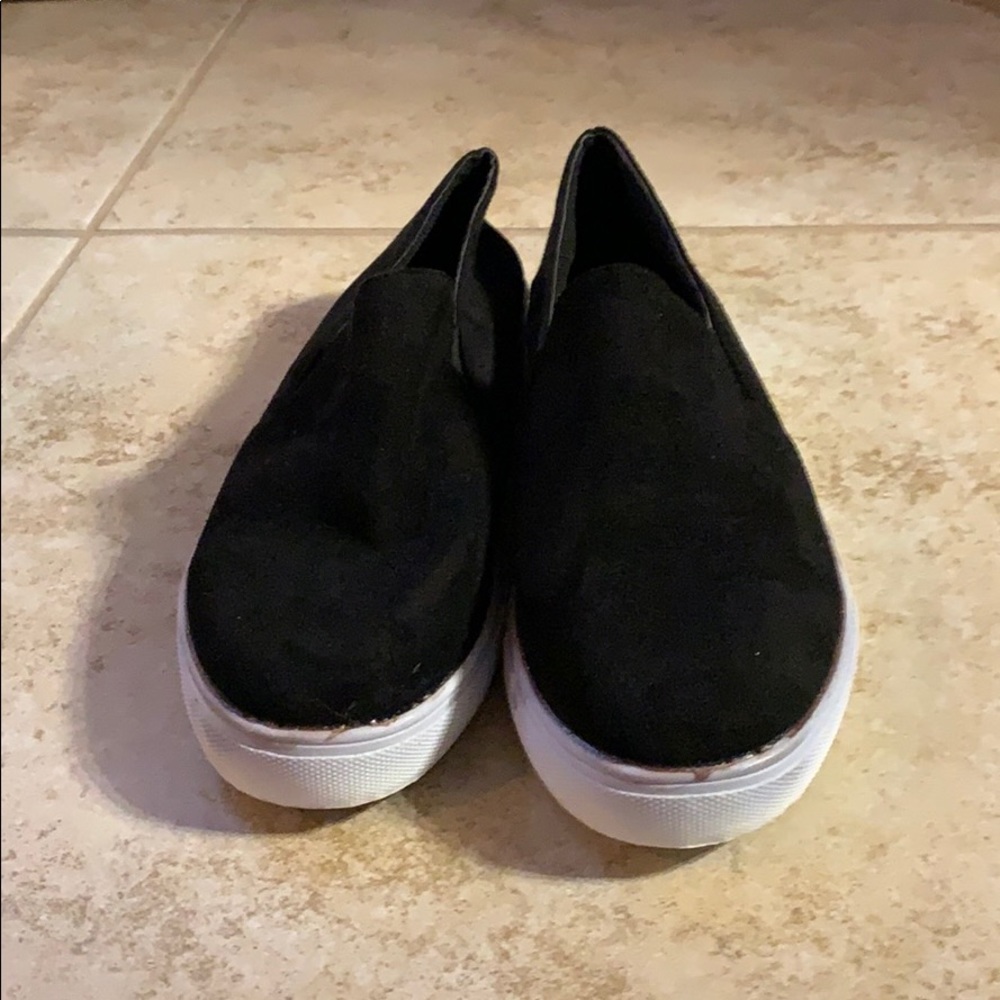 Women’s slip ons